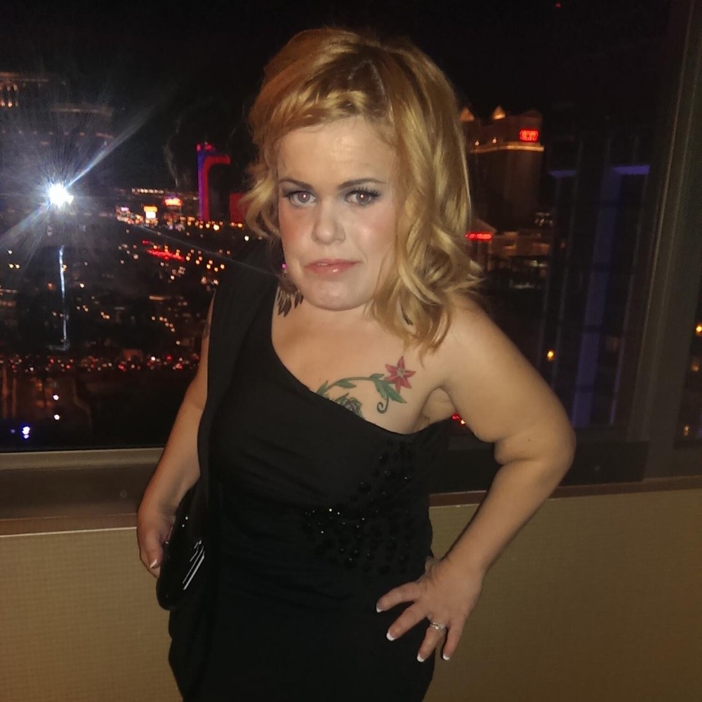 Meet your Posher, Lil Stella